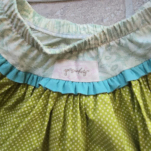 Persnickety Skirt (3) and Top (4).